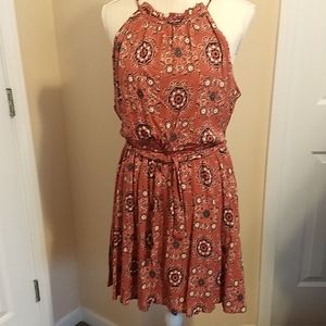 ⭐⭐8 for $25 burnt orange patterned sundress